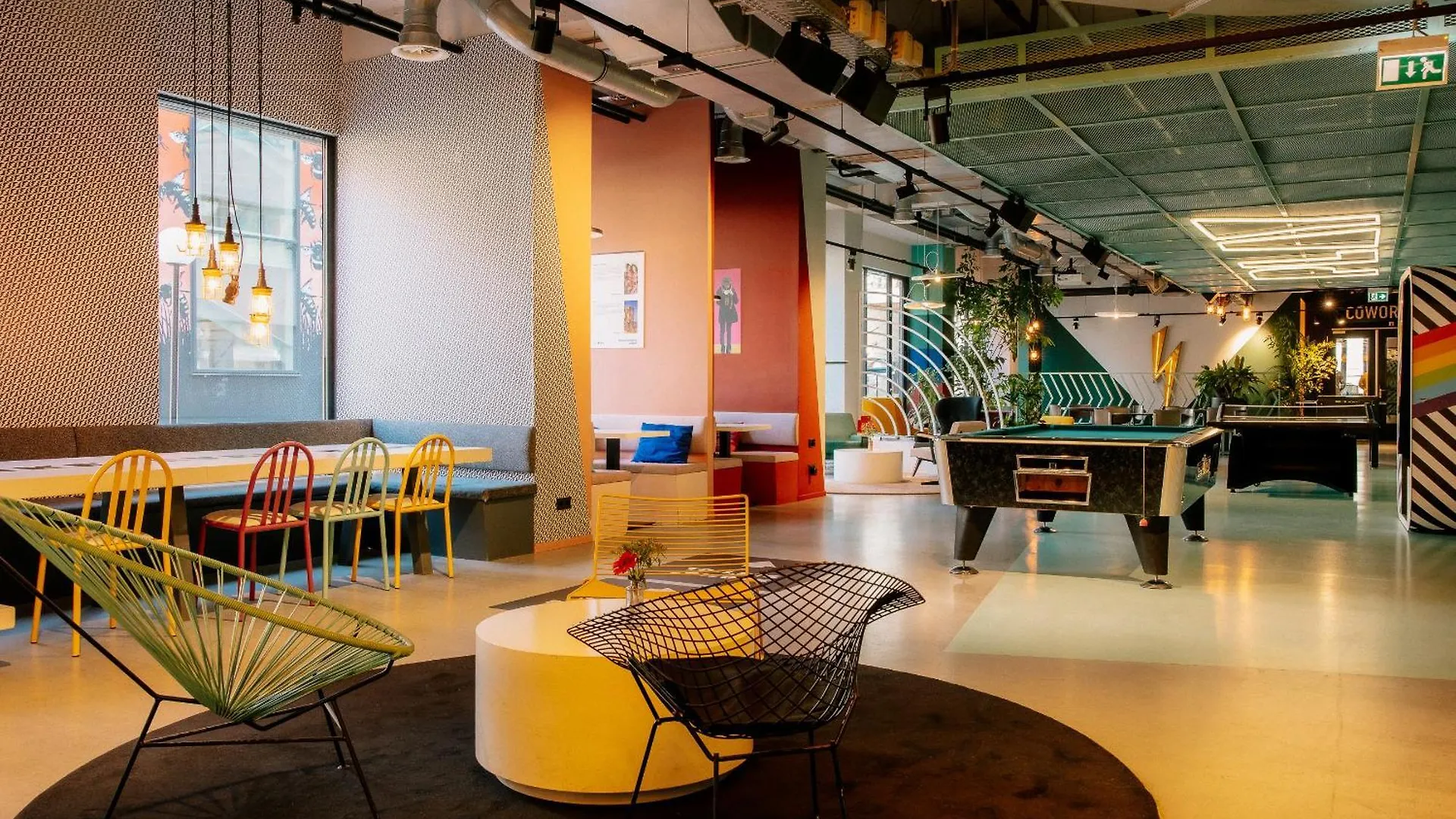 Hotel The Social Hub Amsterdam West 4 Star
