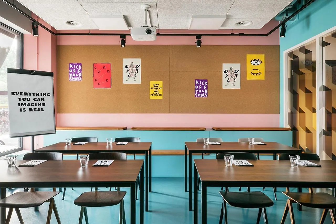 فندق The Social Hub Amsterdam West 4 Star